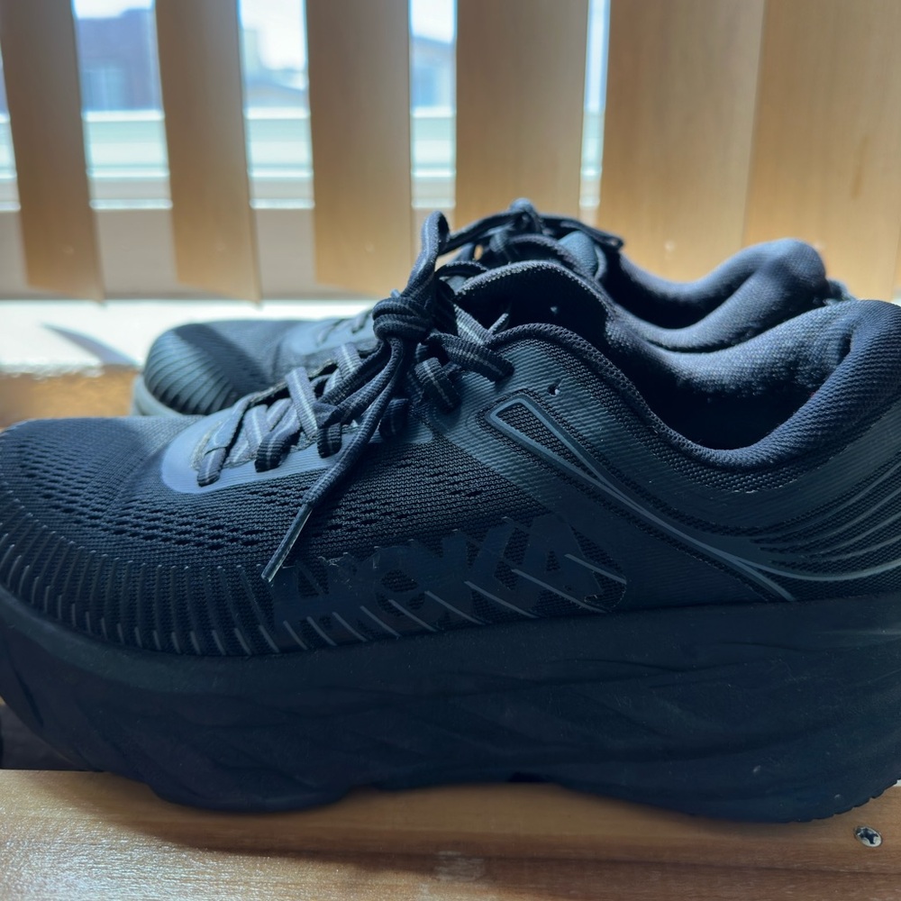 HOKA Bondi 7 All Black Shoes